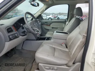 2014 GMC Yukon XL SLT with VIN 1GKS2KE79ER166951, listed as a Copart auction lot 87599315 with 205,084 mi miles and Clean Title. Bid and sale history available at carsss.com. Image 7.