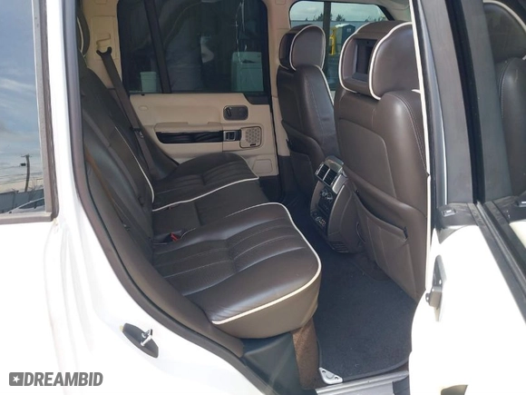 2011 Land Rover Range Rover SC with VIN SALMF1E4XBA331496, listed as a IAAI auction lot 41534410 with 144,402 mi miles. Bid and sale history available at carsss.com. Image 8.