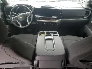 2023 Chevrolet Silverado 1500 LT with VIN 2GCUDDED9P1138448, listed as a Copart auction lot 43233205 with 38,351 mi miles and Salvage Title. Bid and sale history available at carsss.com. Image 8.