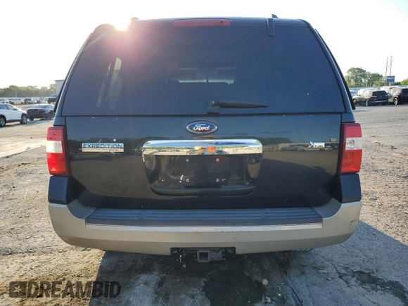 2010 Ford Expedition Eddie Bauer with VIN 1FMJU1H57AEA64258, listed as a Copart auction lot 56624625 with 200,160 mi miles and Clean title. Bid and sale history available at DreamBid. Image 6.
