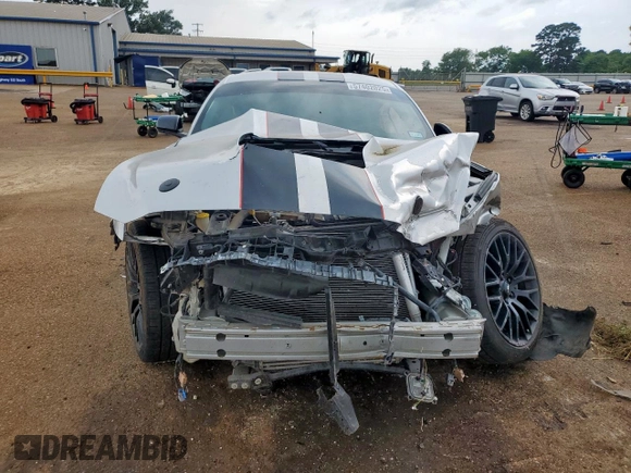 2016 Ford Mustang EcoBoost z VIN 1FA6P8TH4G5326330, wystawiony jako Copart lot #57402025 z przebiegiem 108 229 mil mil oraz Szkoda całkowita • Salvage title. Historia ofert i sprzedaży dostępna na DreamBid. Obrazek 5.