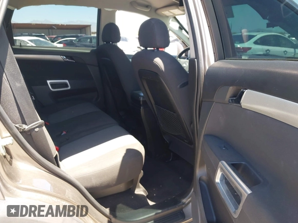 2012 Chevrolet Captiva Sport LS z VIN 3GNAL2EK6CS549899, wystawiony jako IAAI lot #42183811 z przebiegiem 94 975 mil mil oraz . Historia ofert i sprzedaży dostępna na DreamBid. Obrazek 8.
