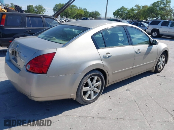 2004 Nissan Maxima SL with VIN 1N4BA41E14C931267, listed as a IAAI auction lot 41911875 with 129,161 mi miles. Bid and sale history available at carsss.com. Image 4.