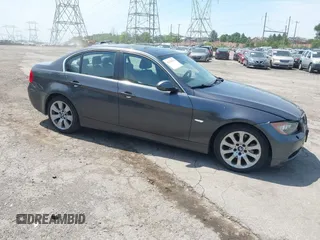 2006 BMW 3 Series 330xi z VIN WBAVD33526KV66724, wystawiony jako IAAI lot #42245554 z przebiegiem 221 017 mil mil oraz . Historia ofert i sprzedaży dostępna na DreamBid. Obrazek 1.