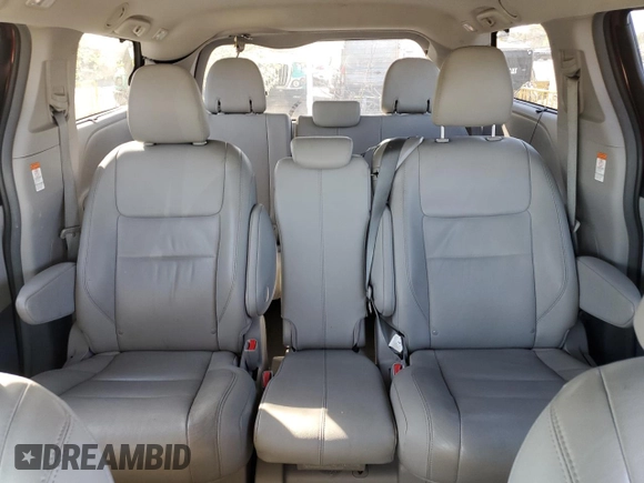 2017 Toyota Sienna XLE Auto Access Seat with VIN 5TDYZ3DC4HS805975, listed as a Copart auction lot 52380405 with 138,276 mi miles and Salvage Title. Bid and sale history available at DreamBid. Image 10.