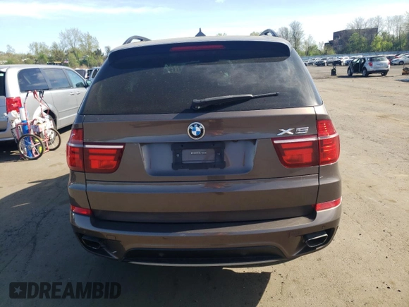 2011 BMW X5 50i with VIN 5UXZV8C53BL417868, listed as a Copart auction lot 55095935 with 102,720 mi miles and Clean title. Bid and sale history available at DreamBid. Image 6.