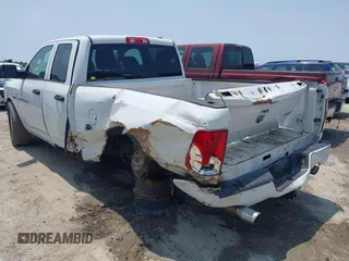 2012 Ram 1500 Express z VIN 1C6RD7FT4CS134208, wystawiony jako IAAI lot #42394244 z przebiegiem 237 895 mil mil oraz . Historia ofert i sprzedaży dostępna na DreamBid. Obrazek 3.