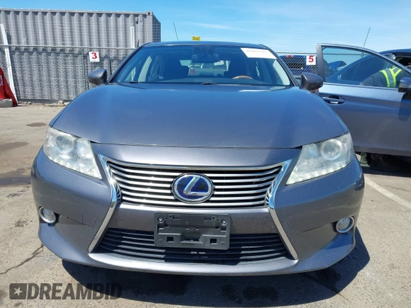 2013 Lexus ES 300h with VIN JTHBW1GG6D2033481, listed as a IAAI auction lot 42262327 with 162,138 mi miles and . Bid and sale history available at DreamBid. Image 12.