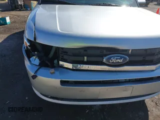 2011 Ford Flex SEL with VIN 2FMGK5CC5BBD28698, listed as a IAAI auction lot 41774174 with 306,974 mi miles. Bid and sale history available at carsss.com. Image 12.