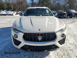 2021 Maserati Levante GranSport with VIN ZN661XUS4MX379740, listed as a Copart auction lot 42200355 with 58,437 mi miles and Clean Title. Bid and sale history available at carsss.com. Image 5.