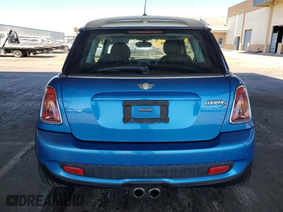 2007 MINI Hardtop S z VIN WMWMF73587TL91078, wystawiony jako Copart lot #65798545 z przebiegiem 118 513 mil mil oraz Czysty tytuł • Clean title. Historia ofert i sprzedaży dostępna na DreamBid. Obrazek 6.