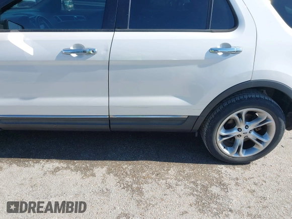 2012 Ford Explorer Limited z VIN 1FMHK7F85CGA67770, wystawiony jako IAAI lot #42390843 z przebiegiem 165 058 mil mil oraz . Historia ofert i sprzedaży dostępna na DreamBid. Obrazek 6.