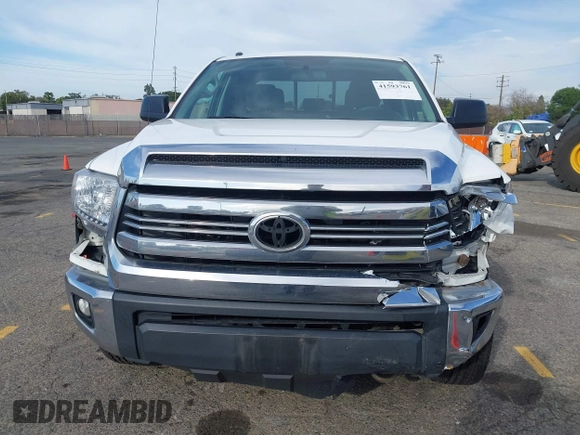 2017 Toyota Tundra SR z VIN 5TFUY5F12HX677173, wystawiony jako IAAI lot #41593761 z przebiegiem 186 206 mil mil oraz . Historia ofert i sprzedaży dostępna na DreamBid. Obrazek 12.