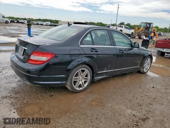 2008 Mercedes-Benz C 350 Sport z VIN WDDGF56X38F167806, wystawiony jako Copart lot #57784795 z przebiegiem 53 665 mil mil oraz Szkoda całkowita • Salvage title. Historia ofert i sprzedaży dostępna na DreamBid. Obrazek 3.