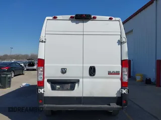 2020 Ram ProMaster Cargo with VIN 3C6TRVBG6LE114033, listed as a IAAI auction lot 41785590 with 116,981 mi miles and . Bid and sale history available at carsss.com. Image 17.