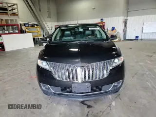 2013 Lincoln MKX z VIN 2LMDJ8JK0DBL26172, wystawiony jako Copart lot #54332155 z przebiegiem 158 182 mil mil oraz Szkoda całkowita • Salvage title. Historia ofert i sprzedaży dostępna na DreamBid. Obrazek 14.