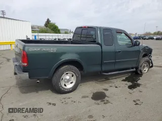 2001 Ford F-150 XL with VIN 1FTRX18L11NA97348, listed as a Copart auction lot 49359175 with 228,394 mi miles and Salvage Title. Bid and sale history available at carsss.com. Image 3.