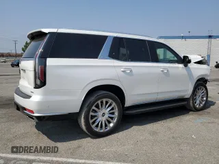 2021 Cadillac Escalade Premium Luxury z VIN 1GYS4BKL4MR215800, wystawiony jako Copart lot #71655614 z przebiegiem 42 844 mil mil oraz Szkoda całkowita • Salvage title. Historia ofert i sprzedaży dostępna na DreamBid. Obrazek 3.