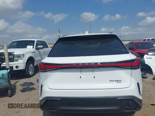 2024 Lexus RX 350 with VIN 2T2BAMCA7RC043492, listed as a IAAI auction lot 42154100 with 6,891 mi miles and . Bid and sale history available at DreamBid. Image 17.