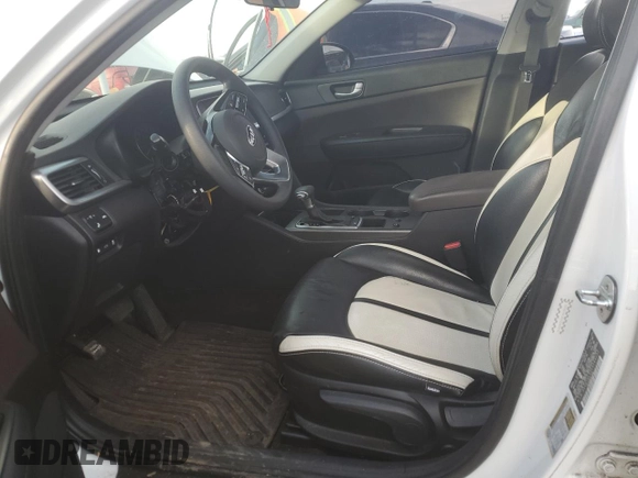 2019 Kia Optima LX with VIN 5XXGT4L32KG364232, listed as a Copart auction lot 43772845 with 45,402 mi miles and Salvage Title. Bid and sale history available at DreamBid. Image 7.