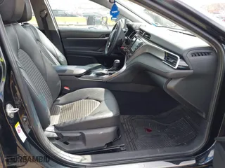 2018 Toyota Camry LE with VIN 4T1B11HK5JU076028, listed as a IAAI auction lot 41989266 with 215,235 mi miles. Bid and sale history available at carsss.com. Image 5.