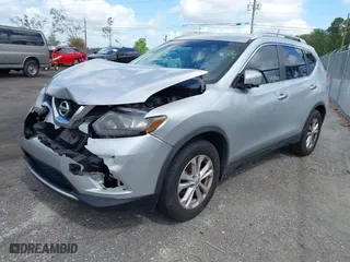 2015 Nissan Rogue SV with VIN KNMAT2MT5FP504510, listed as a IAAI auction lot 41935481 with 136,721 mi miles. Bid and sale history available at carsss.com. Image 2.