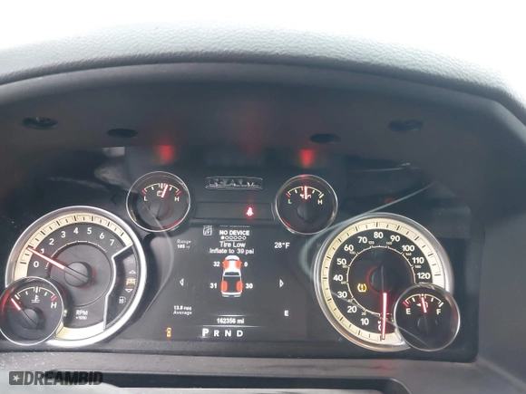 2017 Ram 1500 Big Horn with VIN 3C6RR7LT2HG793294, listed as a IAAI auction lot 40959215 with 162,356 mi miles. Bid and sale history available at carsss.com. Image 7.
