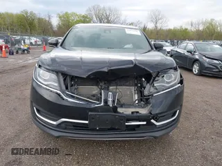 2016 Lincoln MKX Reserve с VIN 2LMTJ8LRXGBL88138, выставлен на аукционе IAAI как лот 42076100 с пробегом 82 552 миль миль и . История ставок и продаж доступна на DreamBid. Изображение 13.