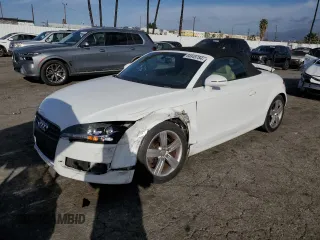 2009 Audi TT z VIN TRUYF38JX91008667, wystawiony jako Copart lot #84845784 z przebiegiem 141 003 mil mil oraz Szkoda całkowita • Salvage title. Historia ofert i sprzedaży dostępna na DreamBid. Obrazek 1.