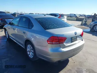2012 Volkswagen Passat S w/Appearance with VIN 1VWAP7A34CC014601, listed as a IAAI auction lot 41199556 with 139,815 mi miles. Bid and sale history available at carsss.com. Image 3.