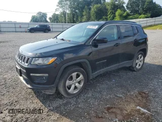 2019 Jeep Compass Latitude с VIN 3C4NJDBB5KT740982, выставлен на аукционе Copart как лот 62478375 с пробегом 67 197 миль миль и Списание • Salvage title. История ставок и продаж доступна на DreamBid. Изображение 1.