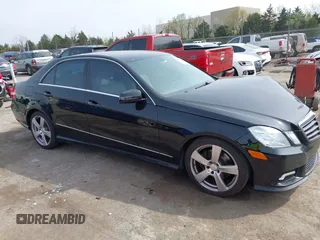 2011 Mercedes-Benz E-Class E 350 Luxury with VIN WDDHF5GB9BA377841, listed as a IAAI auction lot 41940003 with 180,639 mi miles. Bid and sale history available at carsss.com. Image 12.