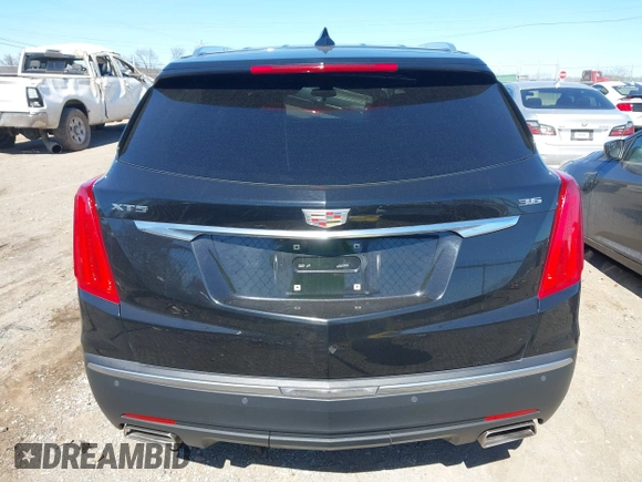 2017 Cadillac XT5 Premium Luxury FWD z VIN 1GYKNCRS8HZ127001, wystawiony jako IAAI lot #41698197 z przebiegiem 120 978 mil mil oraz . Historia ofert i sprzedaży dostępna na DreamBid. Obrazek 16.