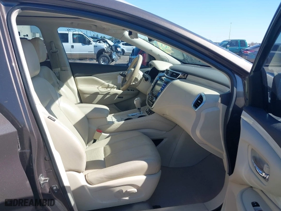 2015 Nissan Murano S with VIN 5N1AZ2MG1FN213009, listed as a IAAI auction lot 41365676 with 175,241 mi miles. Bid and sale history available at carsss.com. Image 5.