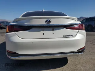 2020 Lexus ES 300h with VIN 58AD21B10LU007586, listed as a Copart auction lot 60130325 with 68,851 mi miles and Salvage title. Bid and sale history available at DreamBid. Image 6.