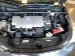 2018 Toyota Prius Two Eco z VIN JTDKARFU8J3065635, wystawiony jako Copart lot #84043455 z przebiegiem 113 173 mil mil oraz Czysty tytuł • Clean title. Historia ofert i sprzedaży dostępna na DreamBid. Obrazek 15.