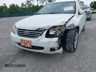 2009 Kia Spectra EX z VIN KNAFE221795589378, wystawiony jako IAAI lot #42202737 z przebiegiem 181 424 mil mil oraz . Historia ofert i sprzedaży dostępna na DreamBid. Obrazek 6.