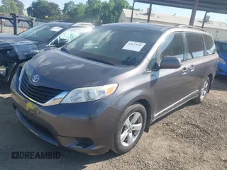 2014 Toyota Sienna LE AAS with VIN 5TDKK3DC0ES498732, listed as a IAAI auction lot 42077044 with 189,745 mi miles and . Bid and sale history available at carsss.com. Image 18.