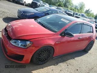 2015 Volkswagen GTI SE z VIN 3VW4T7AUXFM064911, wystawiony jako Copart lot #58243545 z przebiegiem 87 498 mil mil oraz Szkoda całkowita • Salvage title. Historia ofert i sprzedaży dostępna na DreamBid. Obrazek 1.