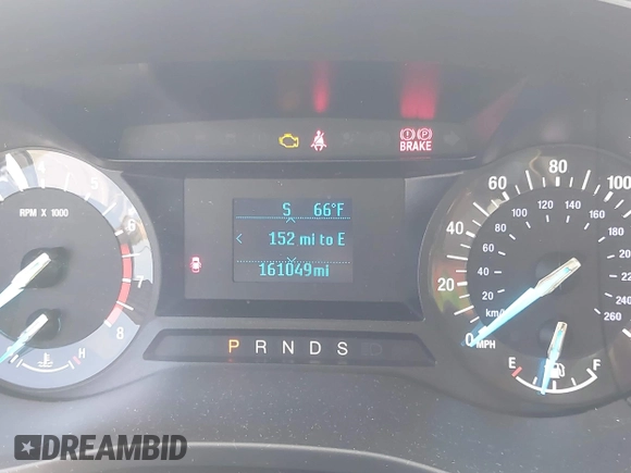 2016 Ford Fusion S z VIN 3FA6P0G79GR157809, wystawiony jako IAAI lot #41994860 z przebiegiem 161 049 mil mil oraz . Historia ofert i sprzedaży dostępna na DreamBid. Obrazek 7.