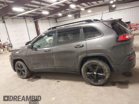 2018 Jeep Cherokee Latitude Tech Connect with VIN 1C4PJMCB4JD543507, listed as a IAAI auction lot 42001651 with 110,973 mi miles. Bid and sale history available at carsss.com. Image 14.