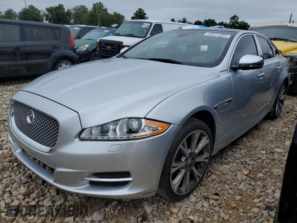 2015 Jaguar XJ with VIN SAJWA1CZ1F8V89918, listed as a Copart auction lot 69972394 with 92,030 mi miles and Clean Title. Bid and sale history available at carsss.com. Image 1.