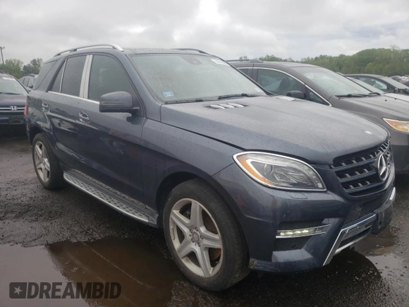 2013 Mercedes-Benz M 550 z VIN 4JGDA7DBXDA151247, wystawiony jako Copart lot #54742695 z przebiegiem 131 205 mil mil oraz Szkoda całkowita • Salvage title. Historia ofert i sprzedaży dostępna na DreamBid. Obrazek 4.