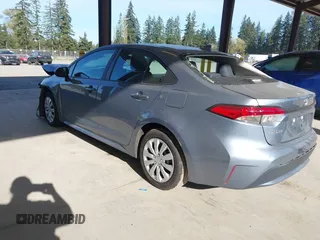 2021 Toyota Corolla LE with VIN 5YFEPMAE5MP204274, listed as a IAAI auction lot 42044017 with 76,846 mi miles. Bid and sale history available at carsss.com. Image 3.