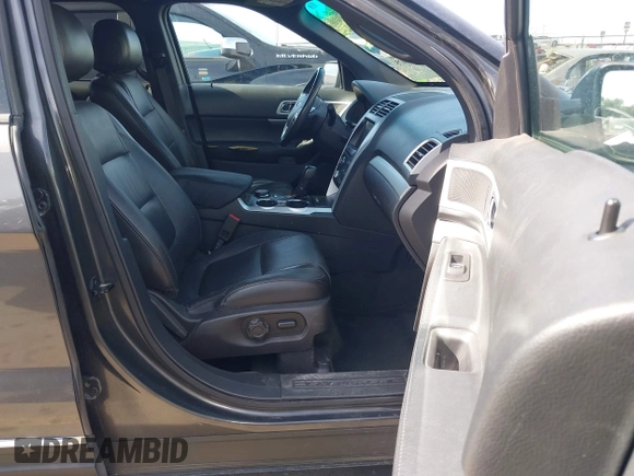 2015 Ford Explorer XLT z VIN 1FM5K8D83FGA27915, wystawiony jako IAAI lot #42358075 z przebiegiem 119 295 mil mil oraz . Historia ofert i sprzedaży dostępna na DreamBid. Obrazek 5.