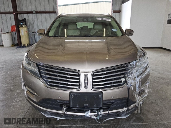 2018 Lincoln MKC Reserve with VIN 5LMTJ3DH3JUL18368, listed as a Copart auction lot 88420345 with 93,750 mi miles and Clean Title. Bid and sale history available at DreamBid. Image 5.
