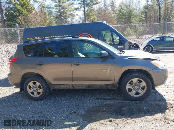 2011 Toyota RAV4 with VIN 2T3JF4DV1BW096753, listed as a IAAI auction lot 42064456 with 118,741 mi miles. Bid and sale history available at carsss.com. Image 13.