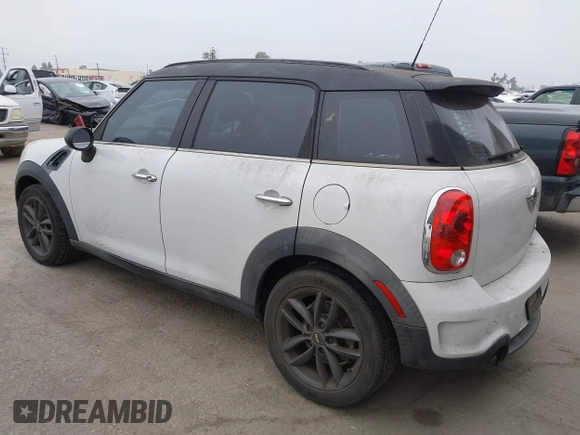 2011 MINI Countryman S with VIN WMWZC3C52BWL78647, listed as a IAAI auction lot 42459886 with 142,407 mi miles and . Bid and sale history available at DreamBid. Image 3.