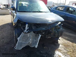 2020 Kia Soul LX with VIN KNDJ23AU9L7724587, listed as a IAAI auction lot 41817193 with 51,023 mi miles. Bid and sale history available at carsss.com. Image 6.