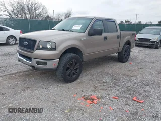 2004 Ford F-150 XLT with VIN 1FTRW14W14KB84997, listed as a IAAI auction lot 41551031 with 274,894 mi miles. Bid and sale history available at carsss.com. Image 2.